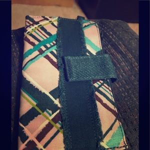 Thirty-one Retro Metro Wallet